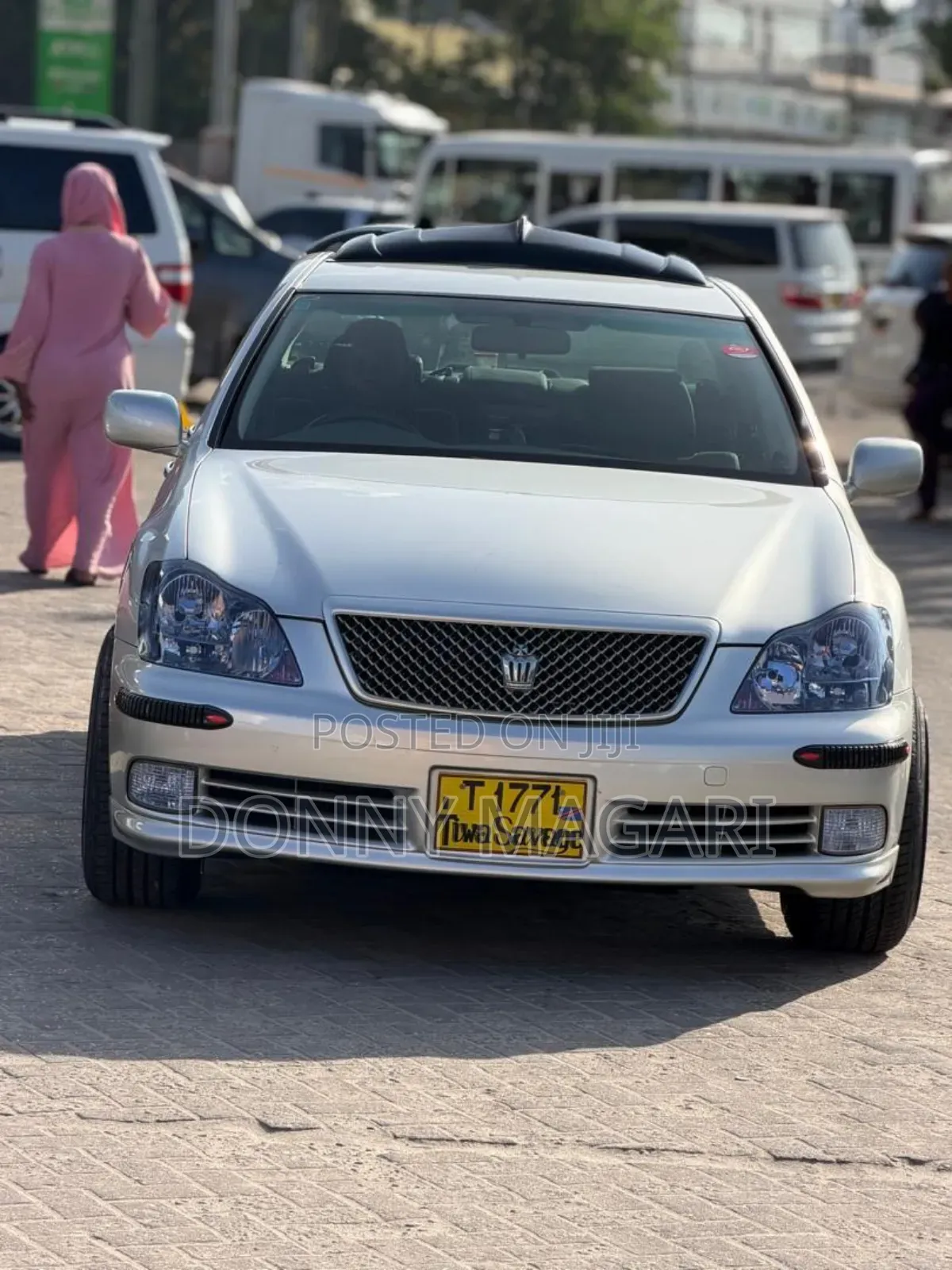 Toyota Crown 2006 Silver