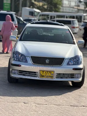 Toyota Crown 2006 Silver
