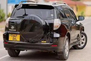 Toyota Vanguard 2010 Black