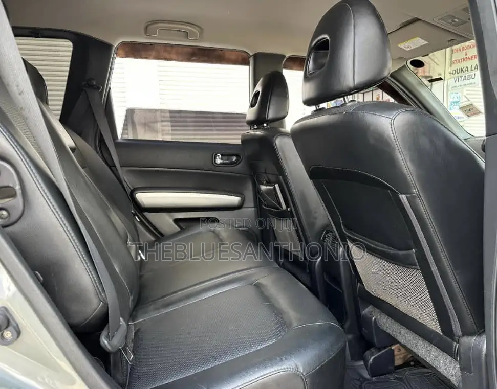 Nissan X-Trail 2011 Beige