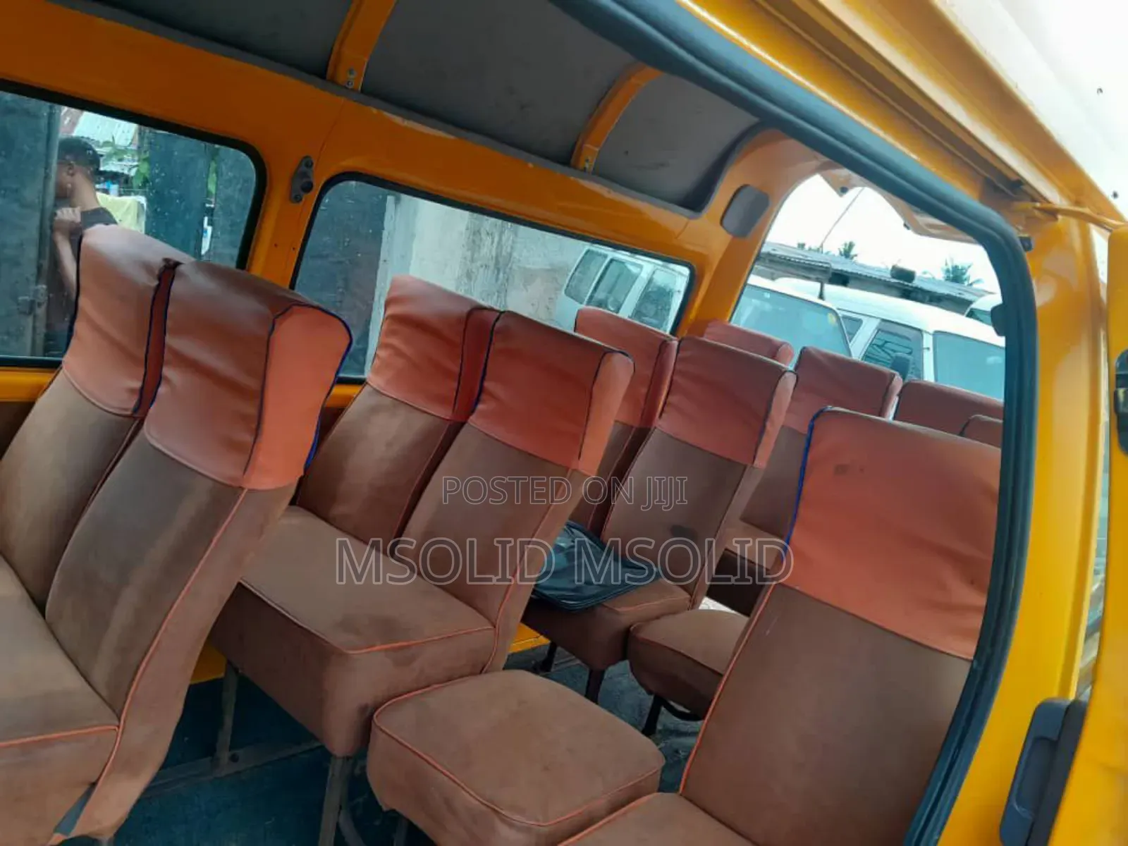 Nissan Caravan 2005 Yellow