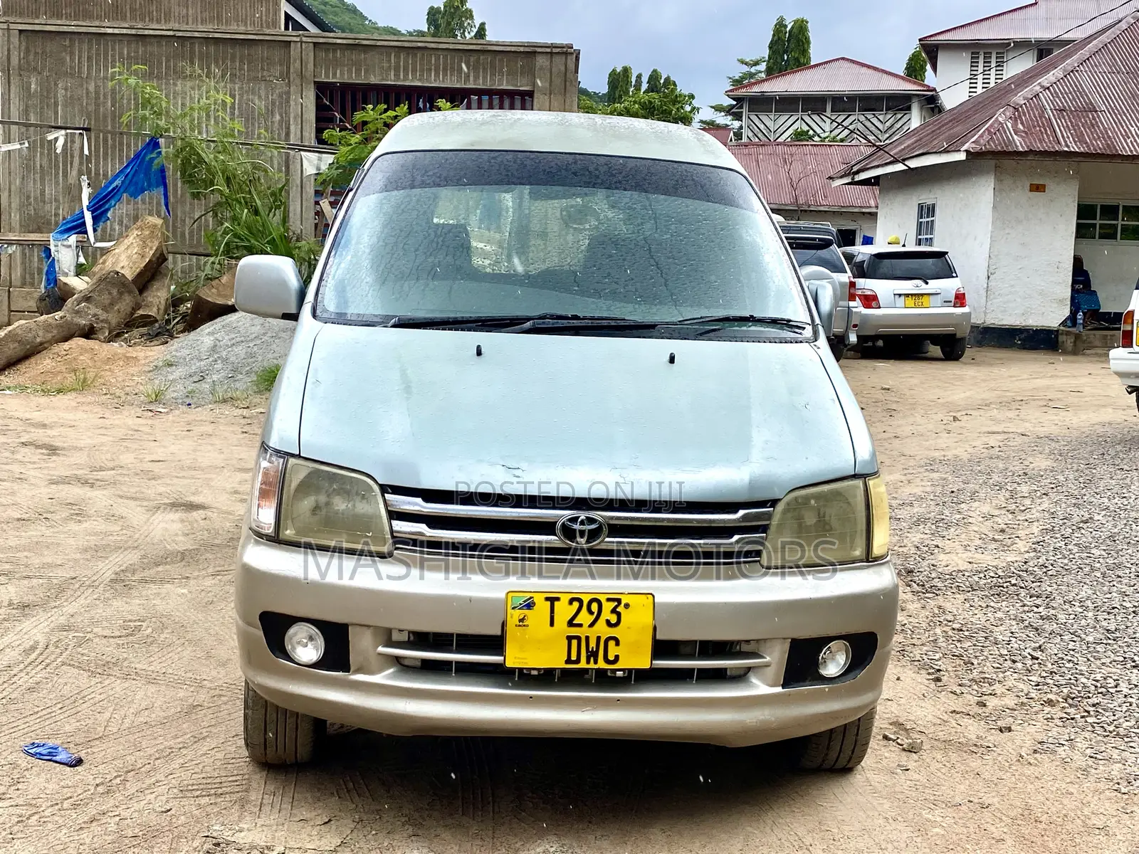 Toyota Noah 2001 Silver