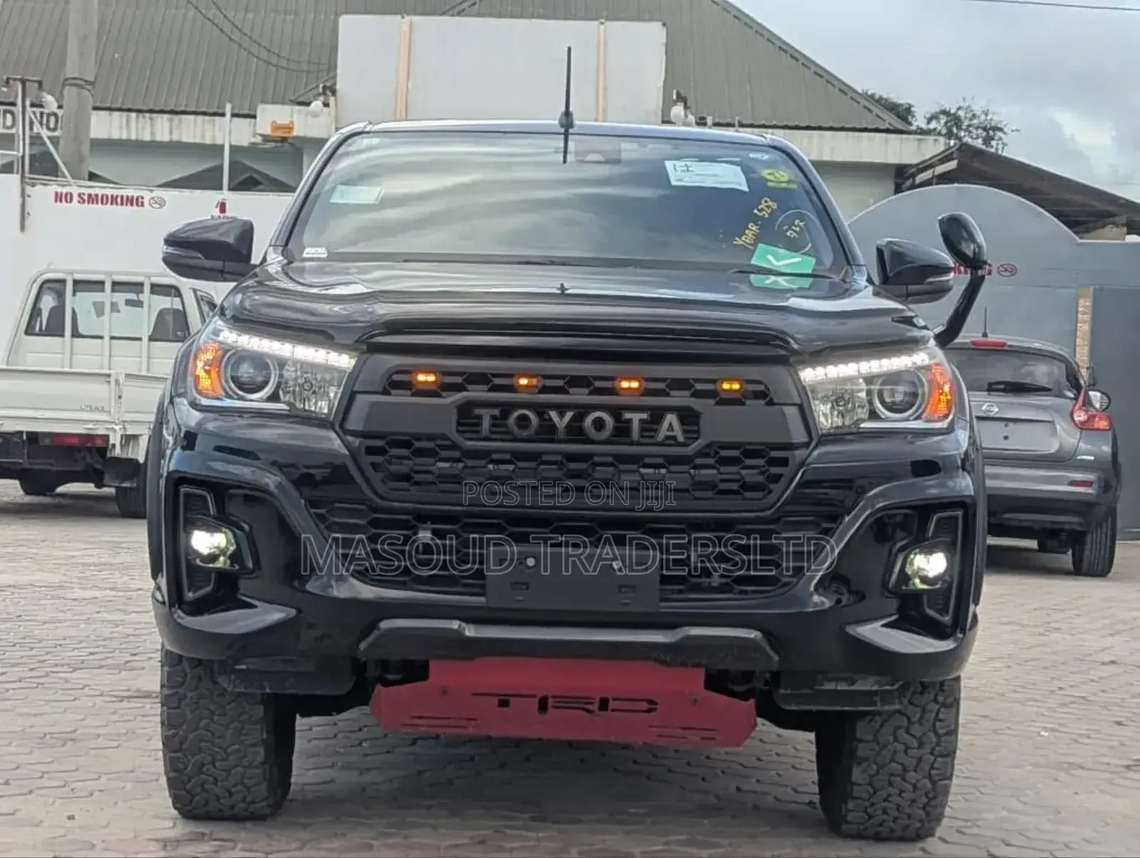 Toyota Hilux Rogue 4x4 2019 Black