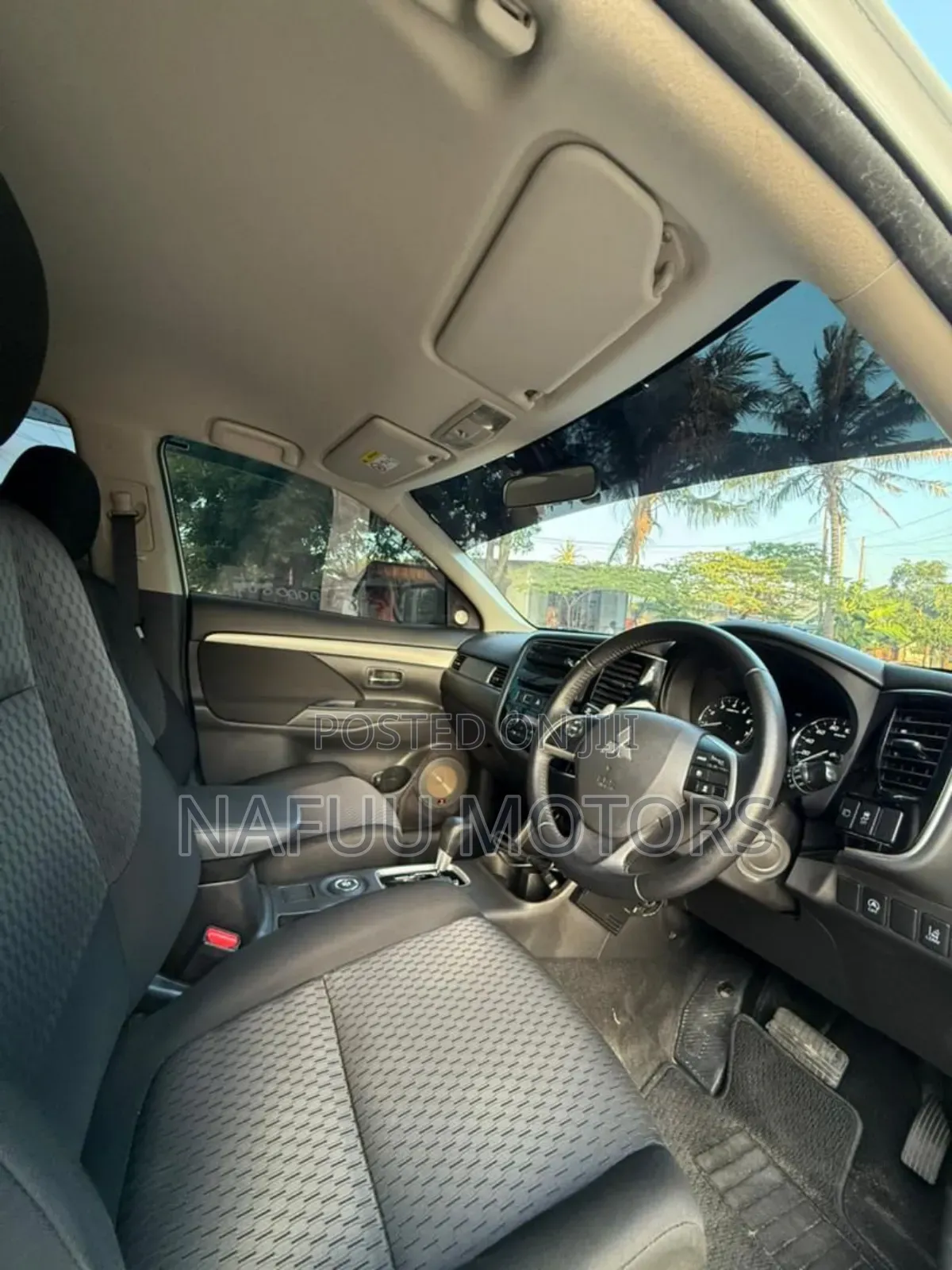 Mitsubishi Outlander 2013 White