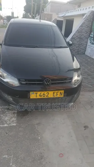 Volkswagen Polo 2013 Black