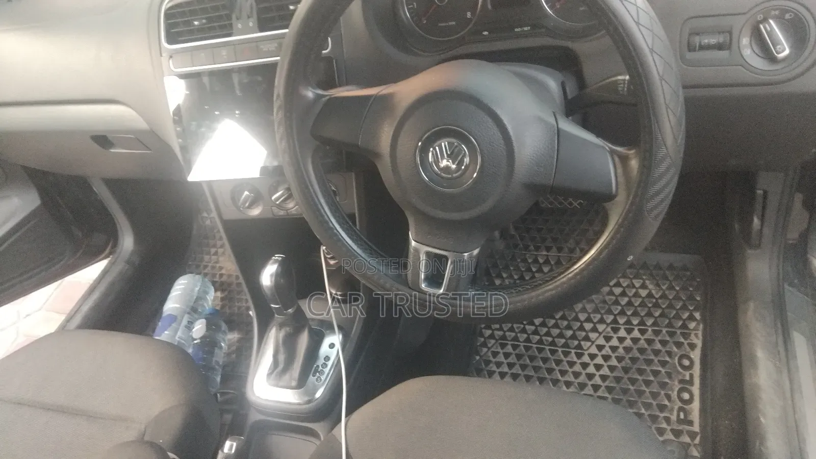 Volkswagen Polo 2013 Black