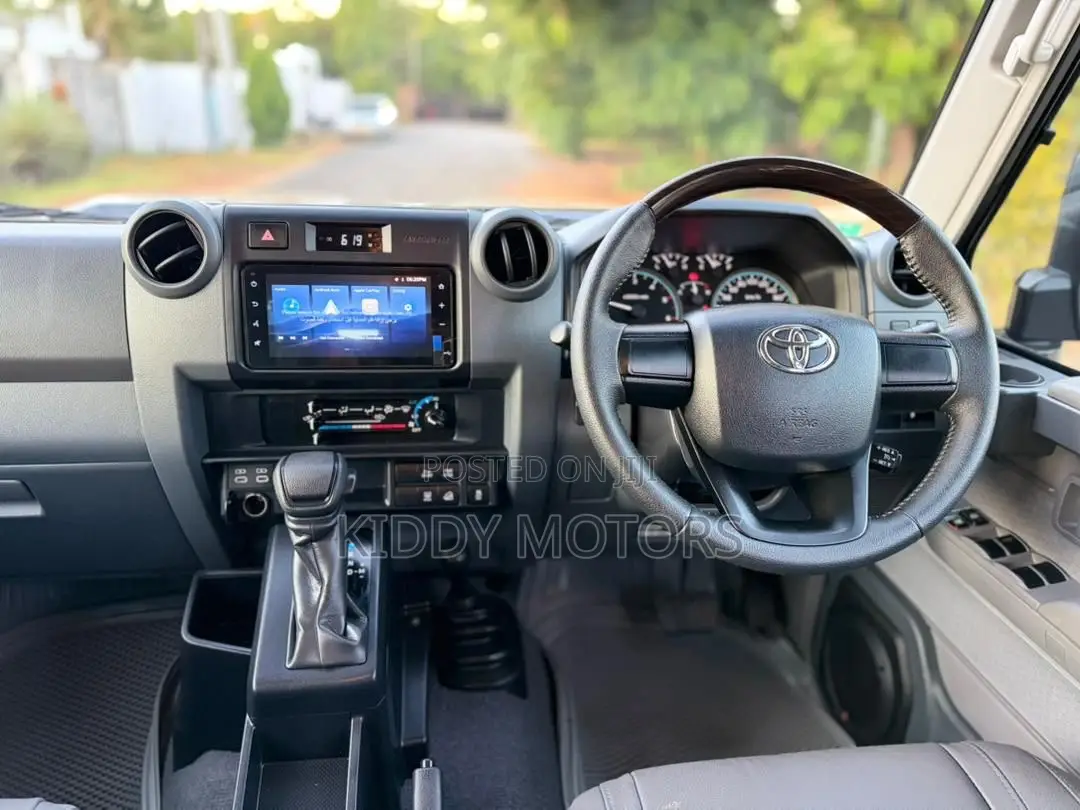 New Toyota Land Cruiser 2025 Gray
