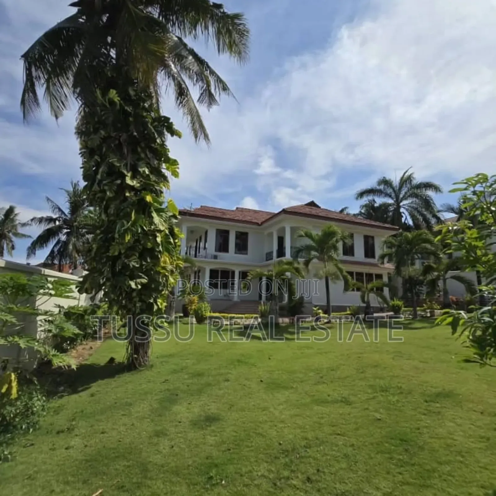 5bdrm House in Mboma Rd,Salasala, Kinondoni for sale
