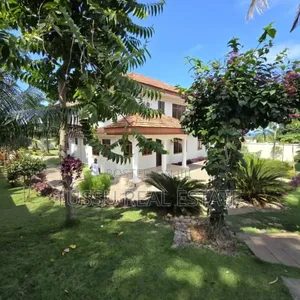 5bdrm House in Mboma Rd,Salasala, Kinondoni for sale