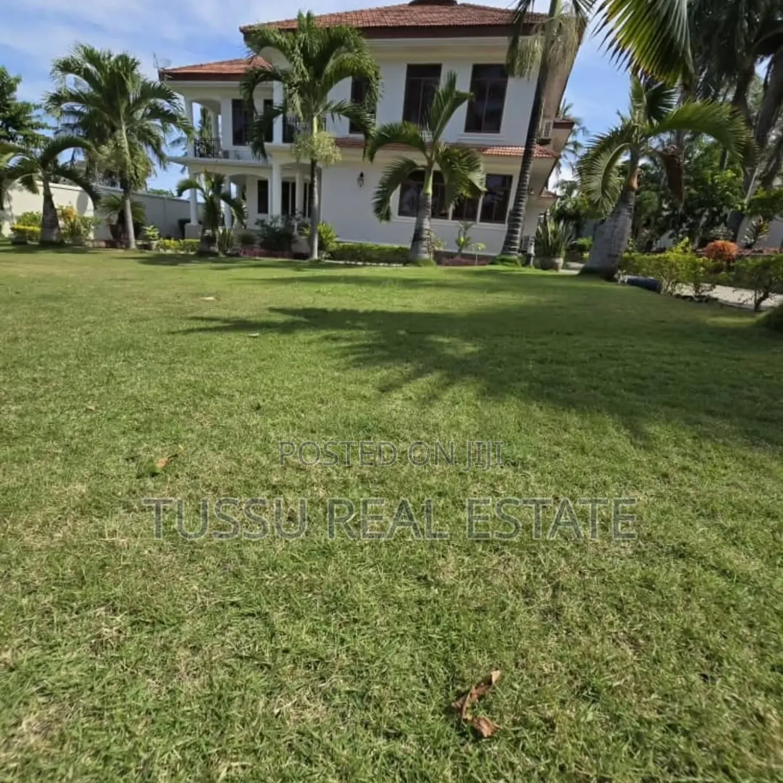 5bdrm House in Mboma Rd,Salasala, Kinondoni for sale