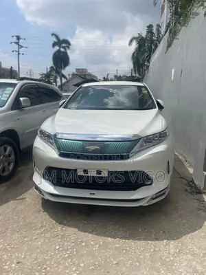 Toyota Harrier 2018 Pearl