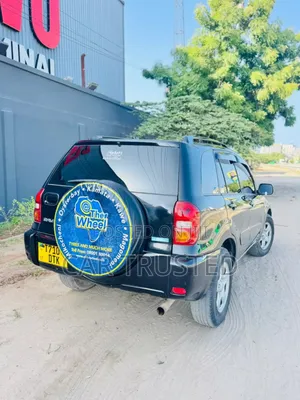 Toyota RAV4 1.8 2005 Black