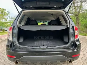 Subaru Forester 2011 Black