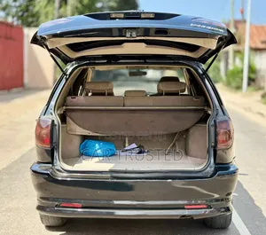 Toyota Harrier 2.2 16V 2002 Black