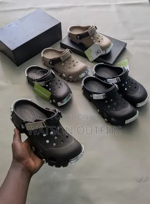 Crocs New and Original Za Royal Class