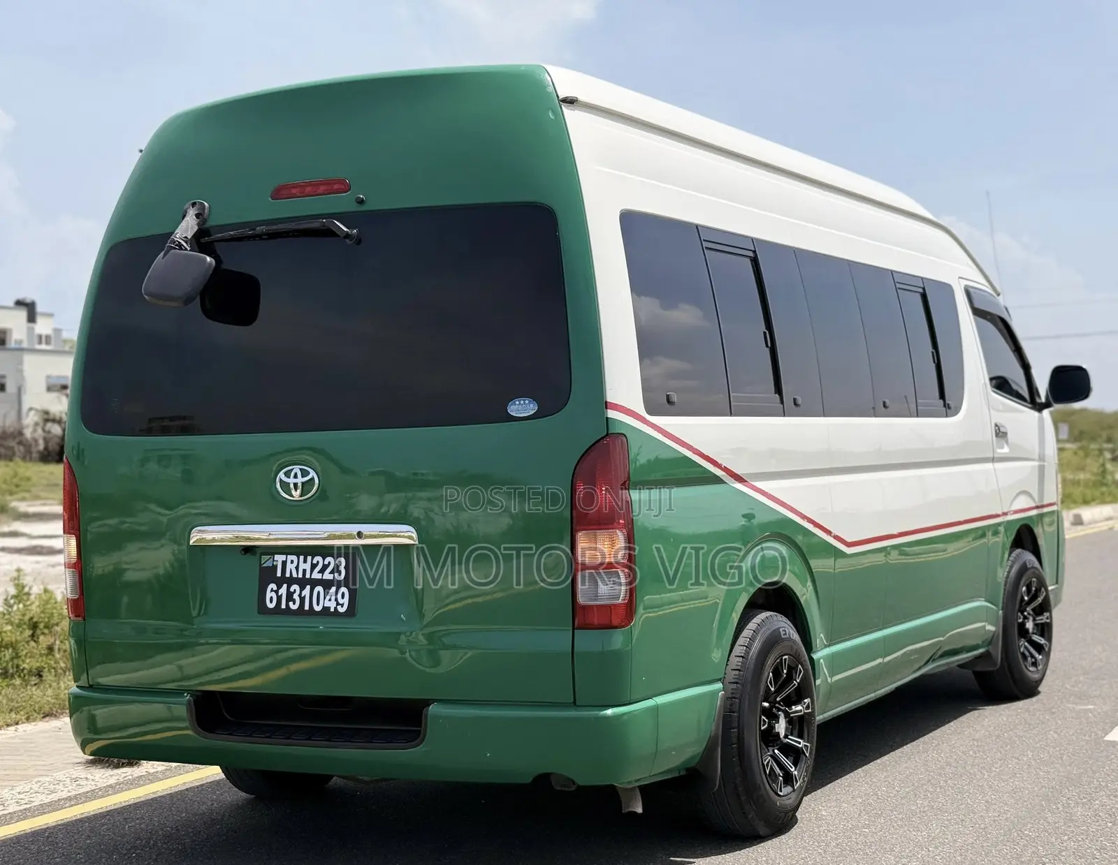 Toyota Grand HiAce 2008 Green