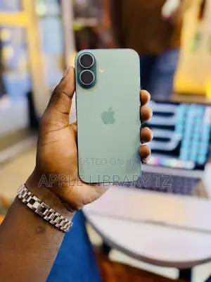Apple iPhone 16 128 GB Blue