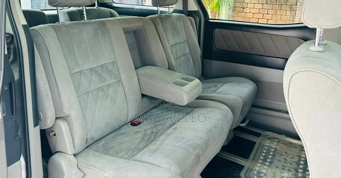 Toyota Alphard 2006 Beige