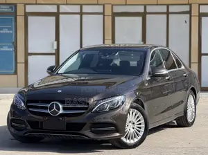 Mercedes-Benz C200 2015 Brown