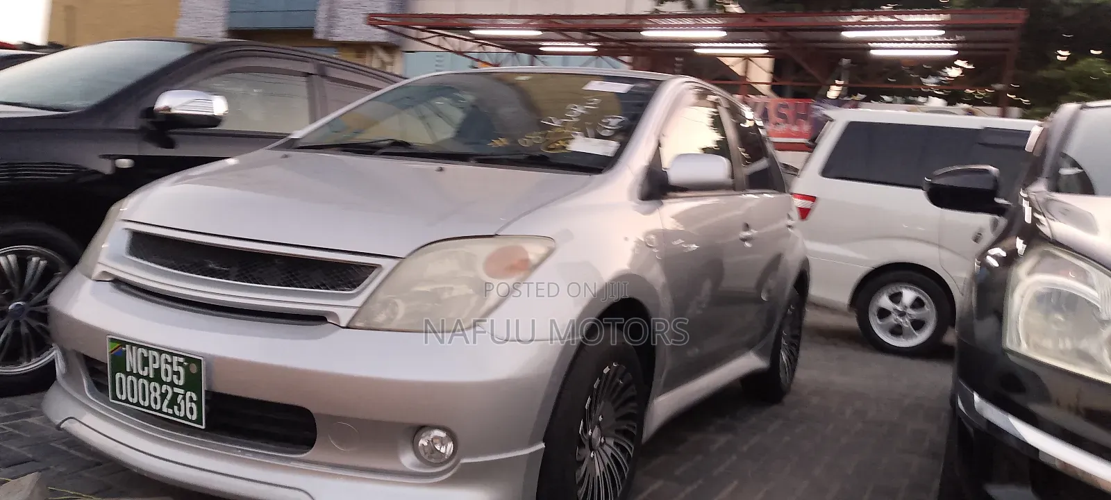 Toyota IST 2003 Silver