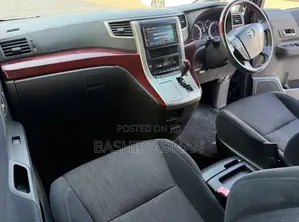 Toyota Vellfire 2009 Maroon