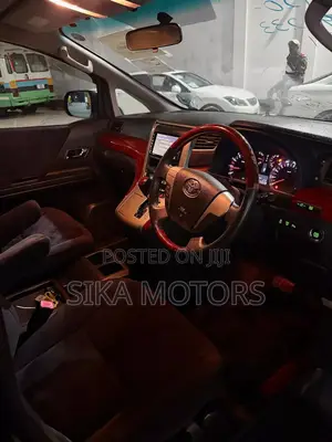Toyota Vellfire 2010 Black