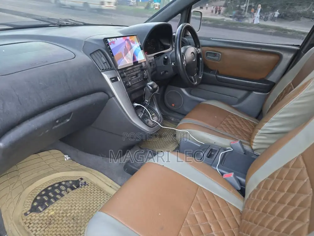 Toyota Harrier 2002 Beige