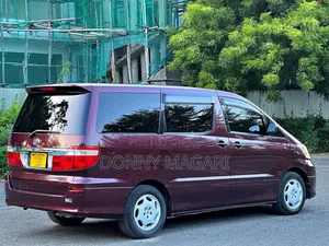 Toyota Alphard 2.4 Petrol AWD 2004 Maroon