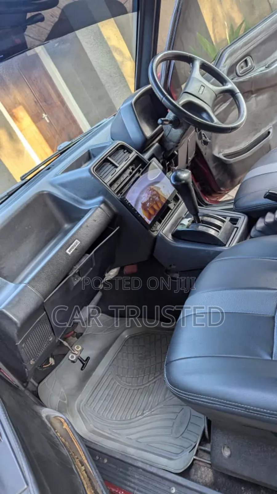 Suzuki Escudo 2000 Maroon
