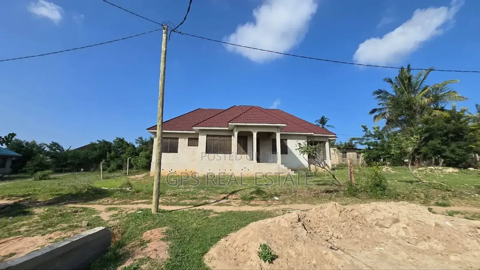 4bdrm House in Madale Mivumoni, Kinondoni for sale
