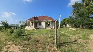 4bdrm House in Madale Mivumoni, Kinondoni for sale