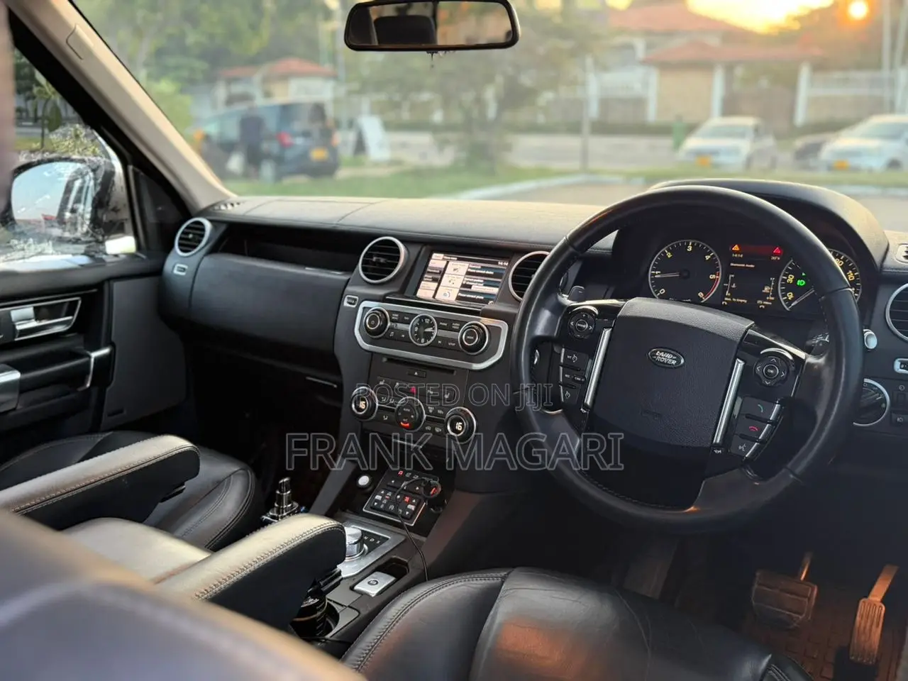 Land Rover Discovery 2015 Gray