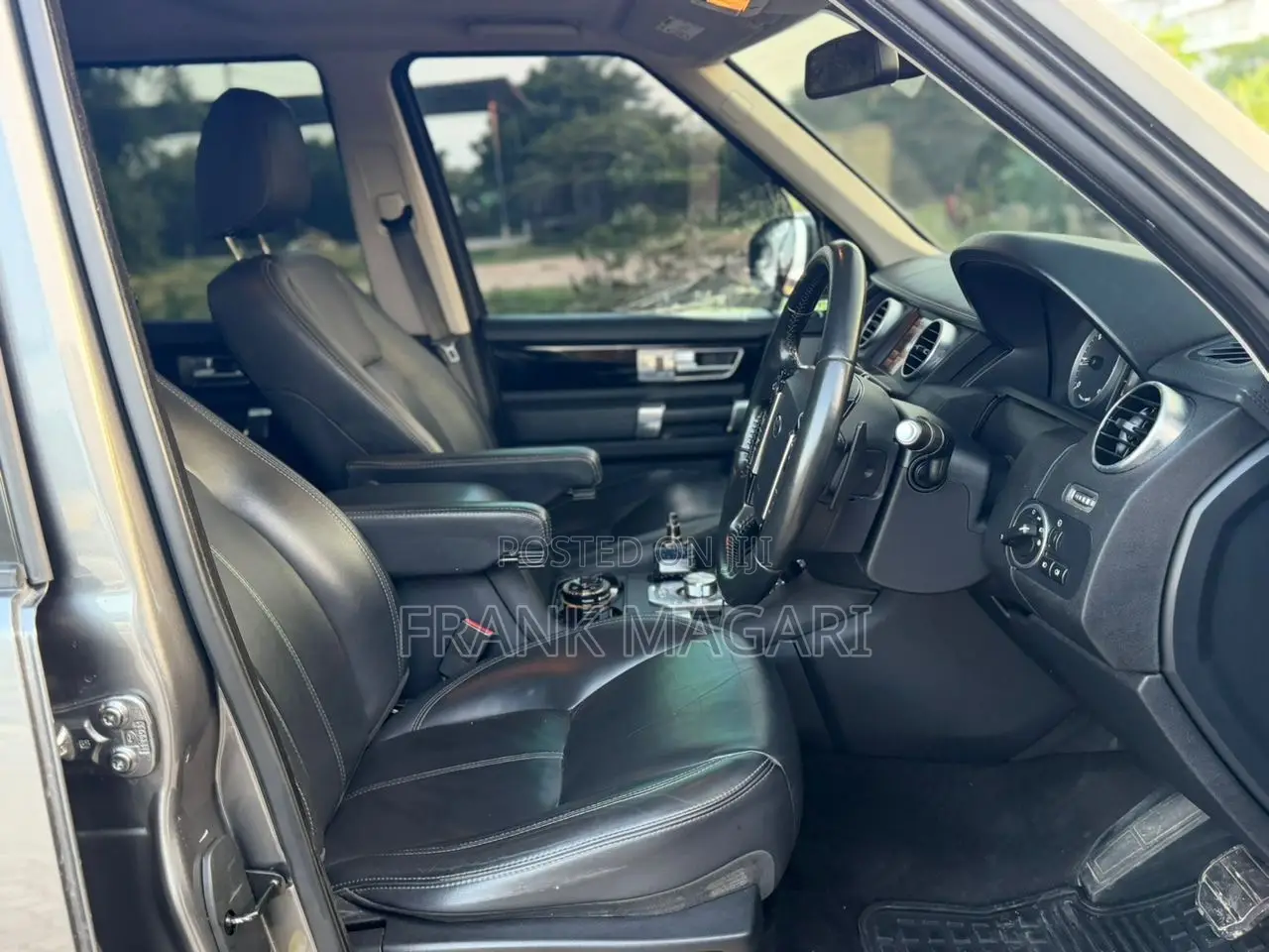 Land Rover Discovery 2015 Gray