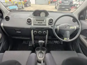 Toyota IST 2004 Gray