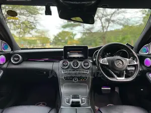 Mercedes-Benz C200 2014 Black