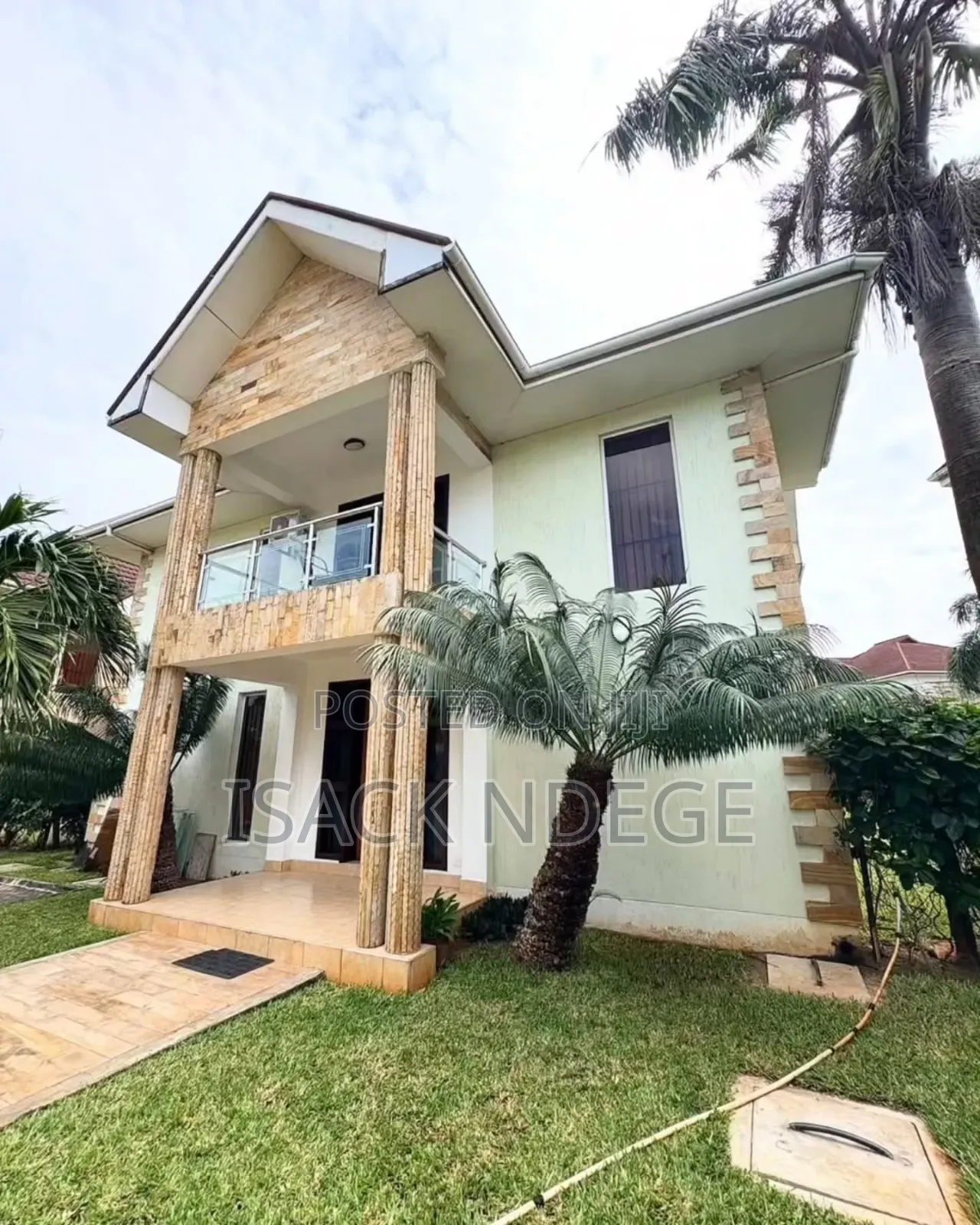 Furnished 5bdrm Villa in Oys, Oyster Bay for rent