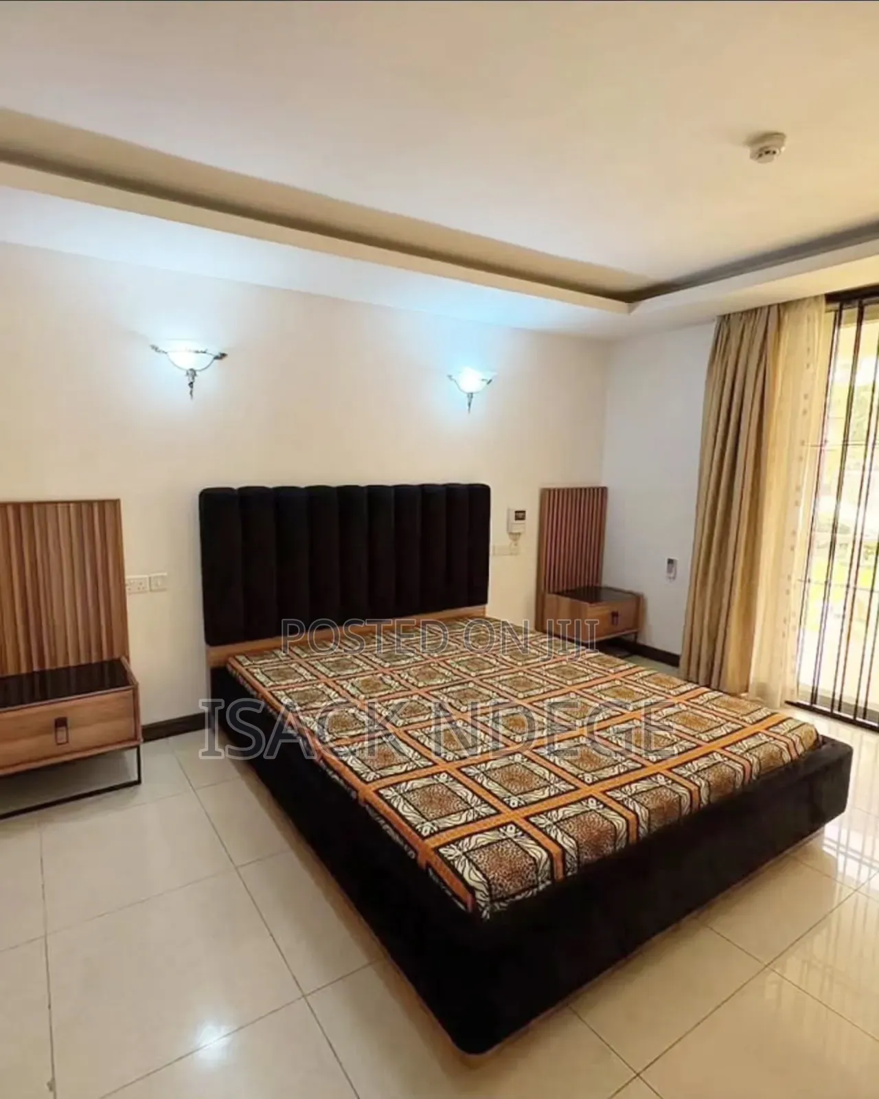 Furnished 5bdrm Villa in Oys, Oyster Bay for rent