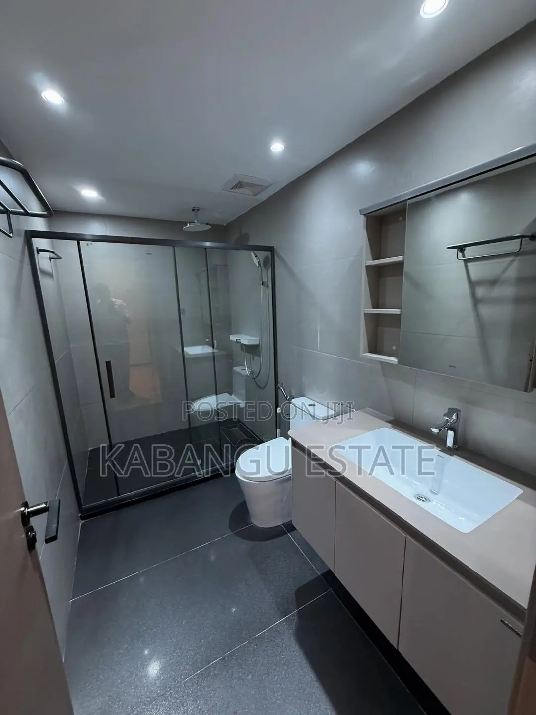 Furnished 3bdrm Apartment in Oysterbay for rent