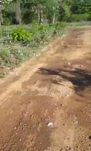 Kiwanja Kizuri Kinauzwa Skuli Tunguu Zanzibar