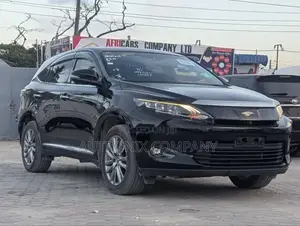 Toyota Harrier 2.0 4WD 2015 Black
