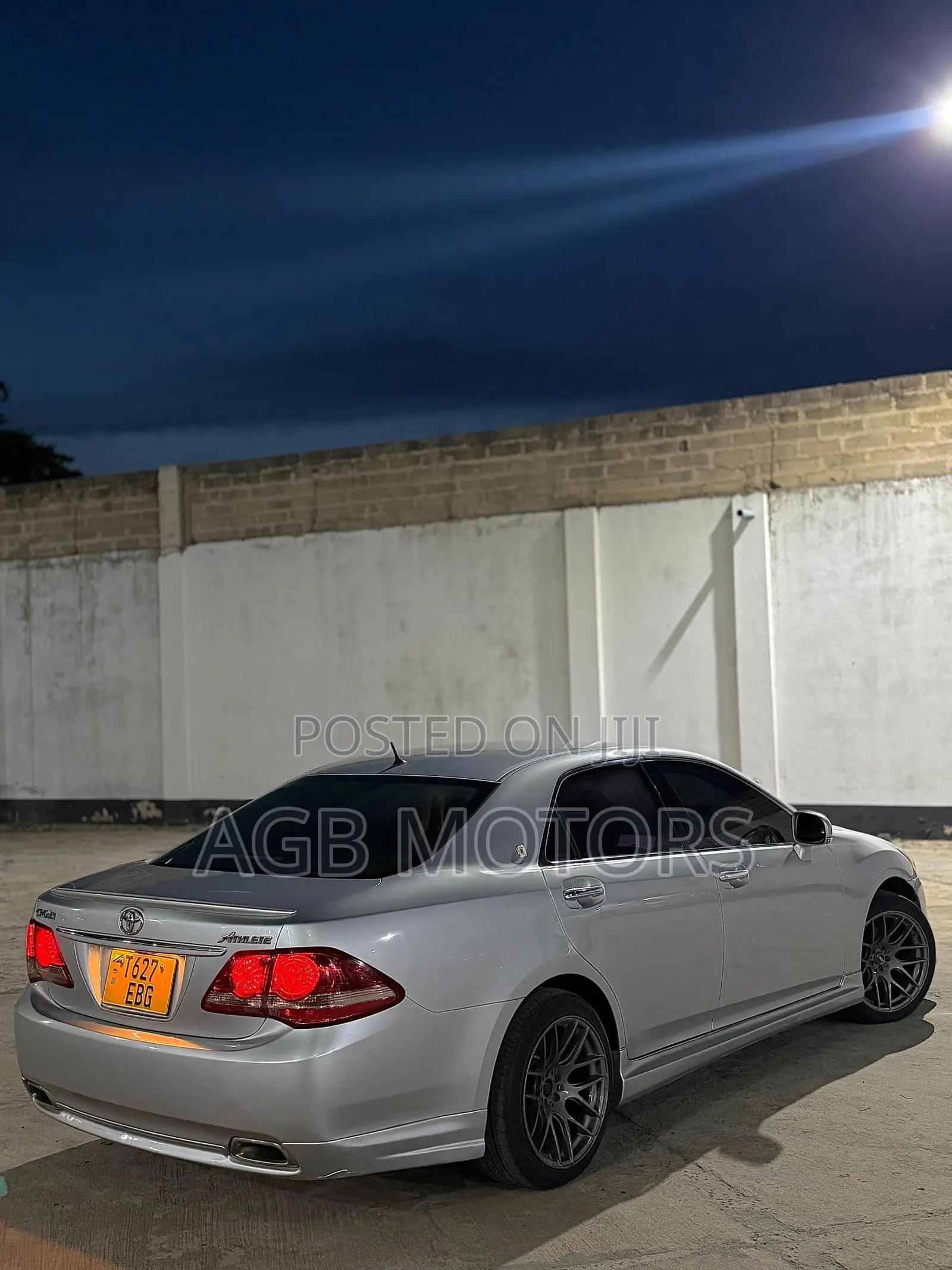 Toyota Crown 2009 Silver