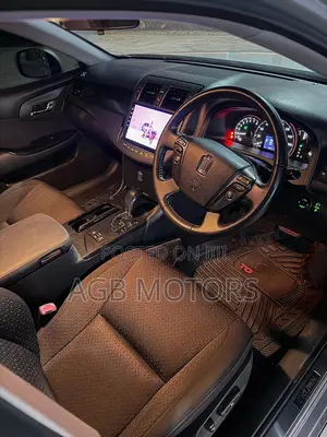 Toyota Crown 2009 Silver