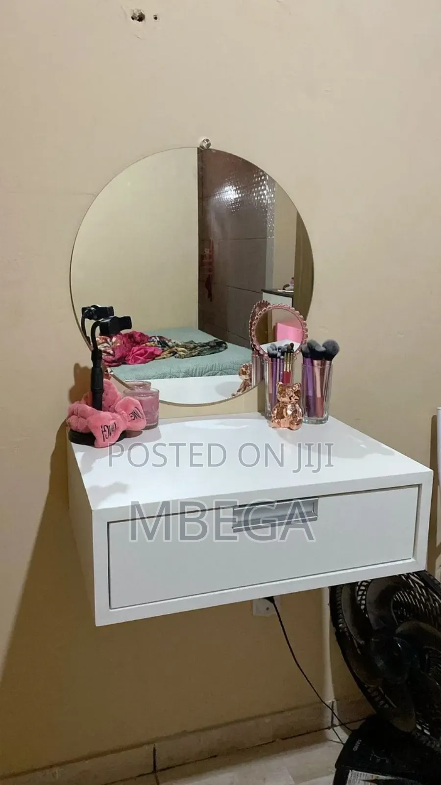 Acrylic Mirror 40*40cm