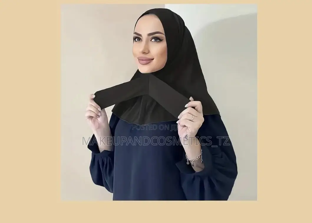 Adjustable Head Scarf With Button
