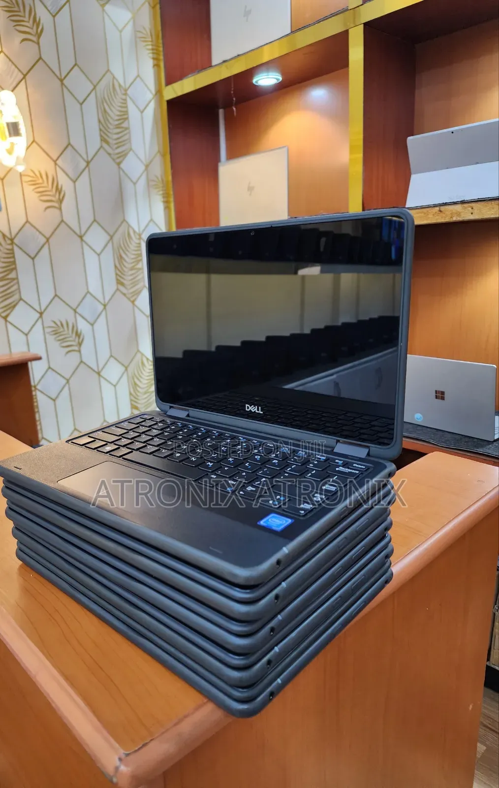 Laptop Dell Latitude 3189 4GB Intel SSD 160GB