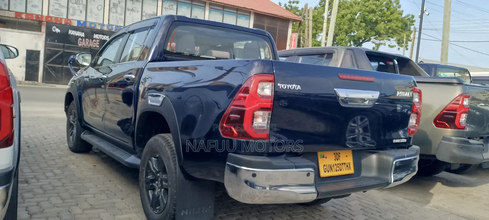 Toyota Hilux 2020 Blue