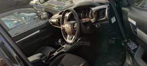 Toyota Hilux 2021 Black