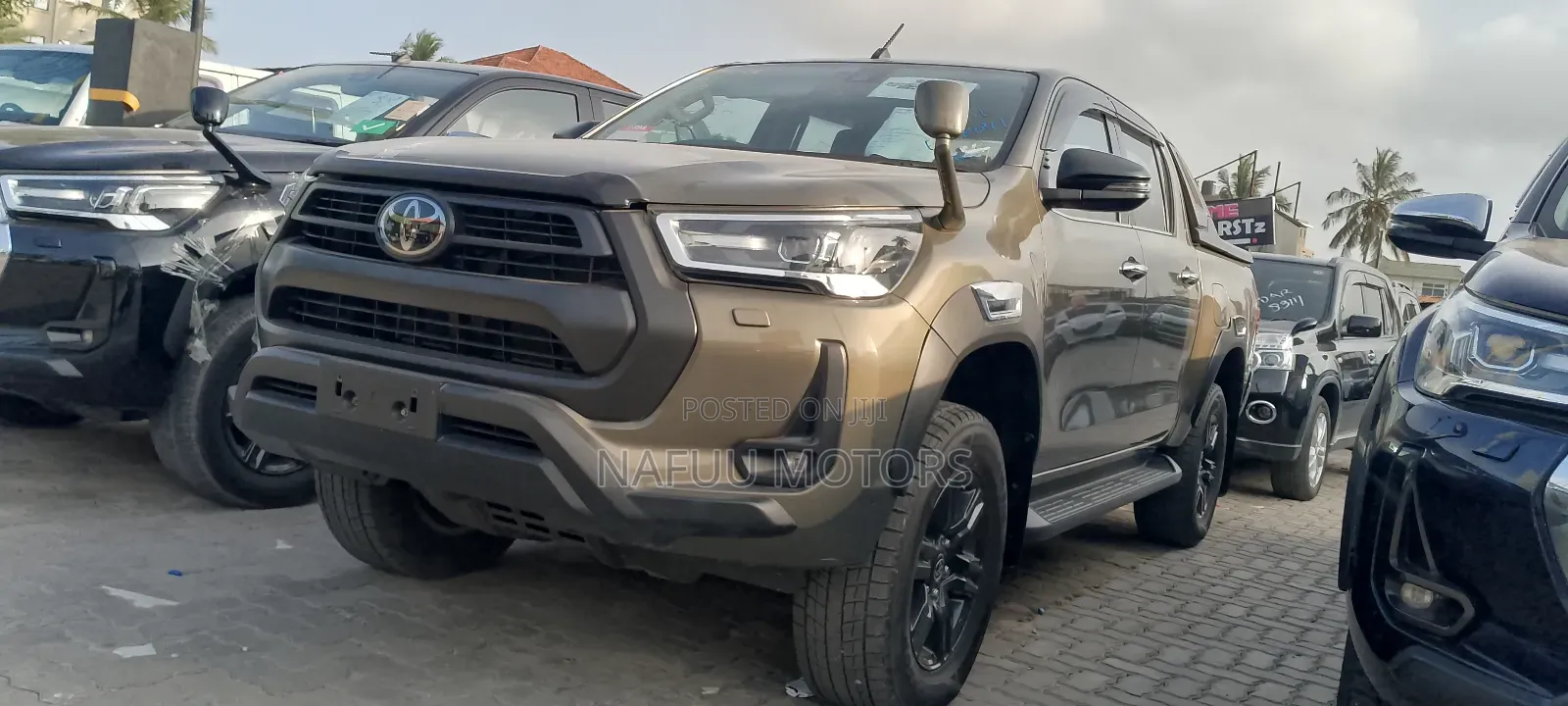 Toyota Hilux 2021 Gray