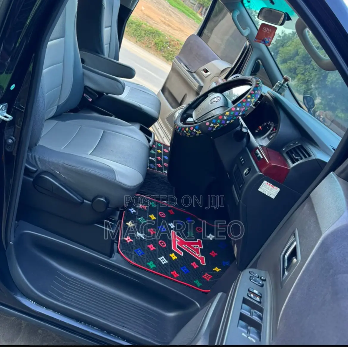 Toyota Alphard 2010 Black