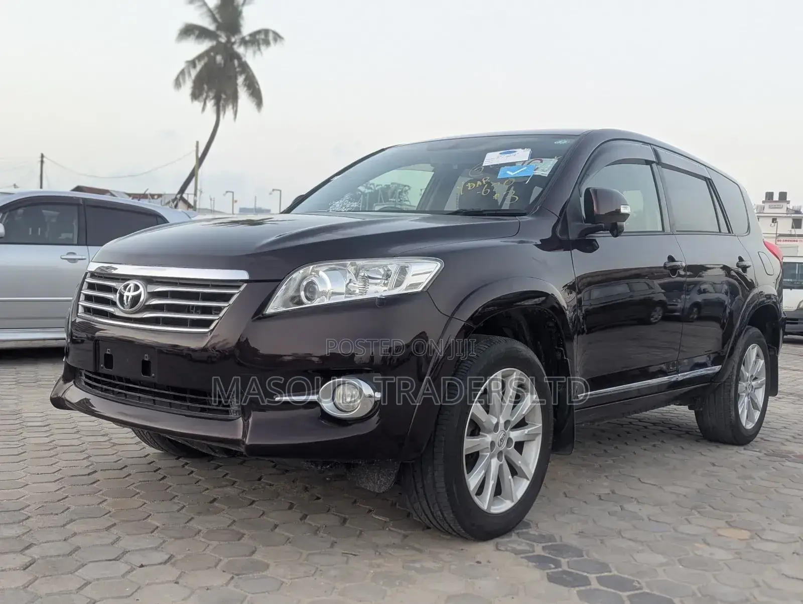 Toyota Vanguard 2011 Maroon